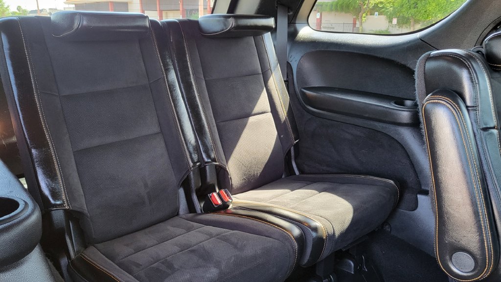 Used 2023 Dodge Durango R/T w/ Hemi Orange Plus Package RWD image 24
