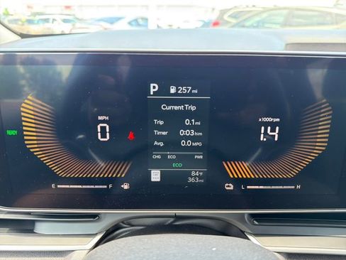 New 2026 Kia Carnival EX FWD image 11