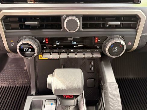 New 2026 Toyota Tacoma TRD Off-Road AWD/4WD image 16