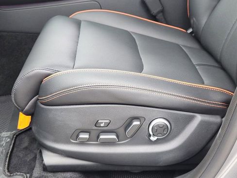 New 2026 Genesis GV70 2.5T Sport Prestige AWD/4WD image 19
