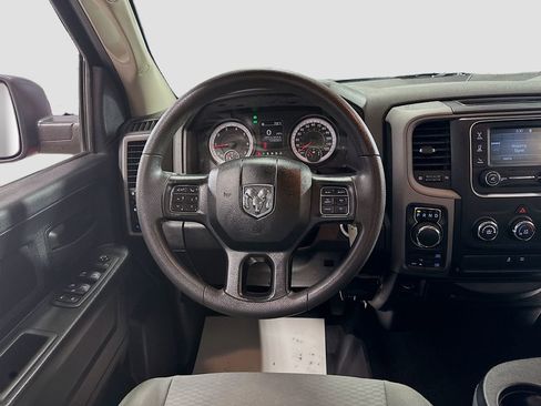 Used 2018 RAM 1500 Express w/ Express Value Package AWD/4WD image 21