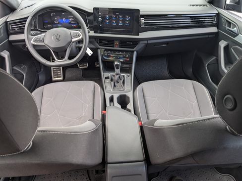 Used 2025 Volkswagen Jetta Sport FWD image 21