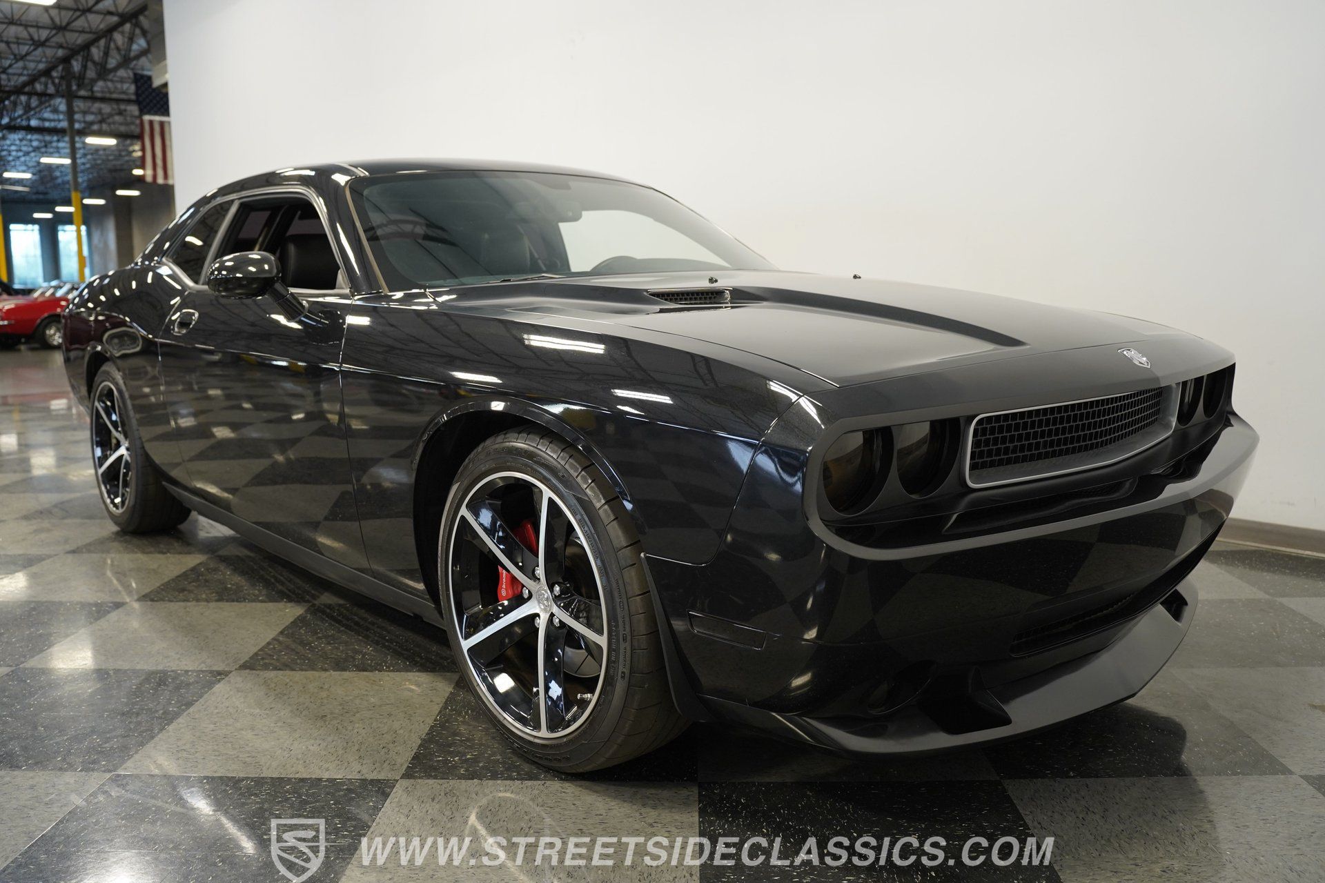 Used 2010 Dodge Challenger SRT8 w/ SRT Option Group II RWD image 16