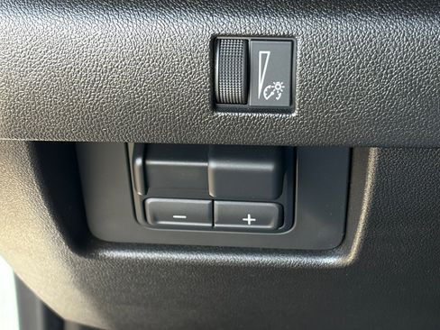 Used 2026 Chevrolet Colorado Trail Boss AWD/4WD image 19