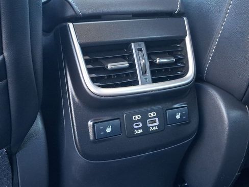 Certified 2024 Subaru Outback Limited AWD/4WD image 12