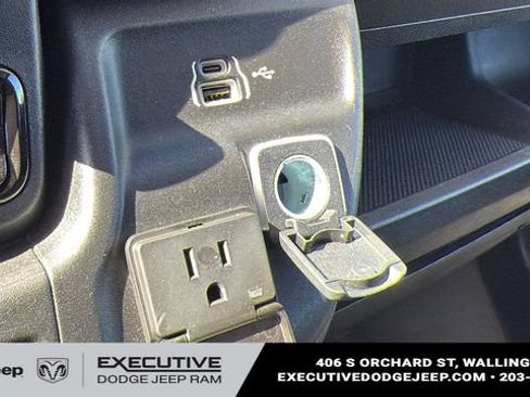 Used 2023 RAM ProMaster 3500 w/ Interior LED Lighting Group FWD image 19