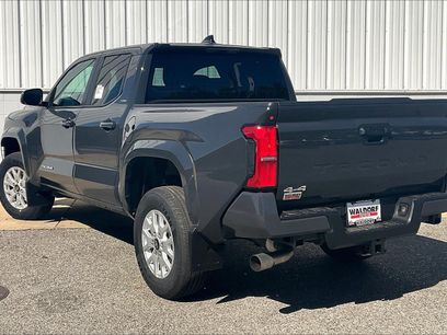 New 2025 Toyota Tacoma SR5