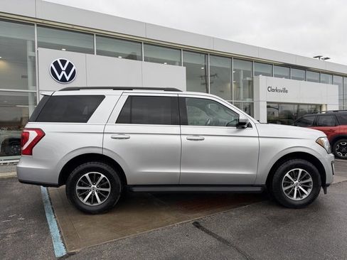 Used 2019 Ford Expedition XLT image 7