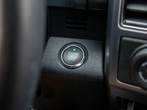 Used 2019 Ford Expedition Max Platinum image 22