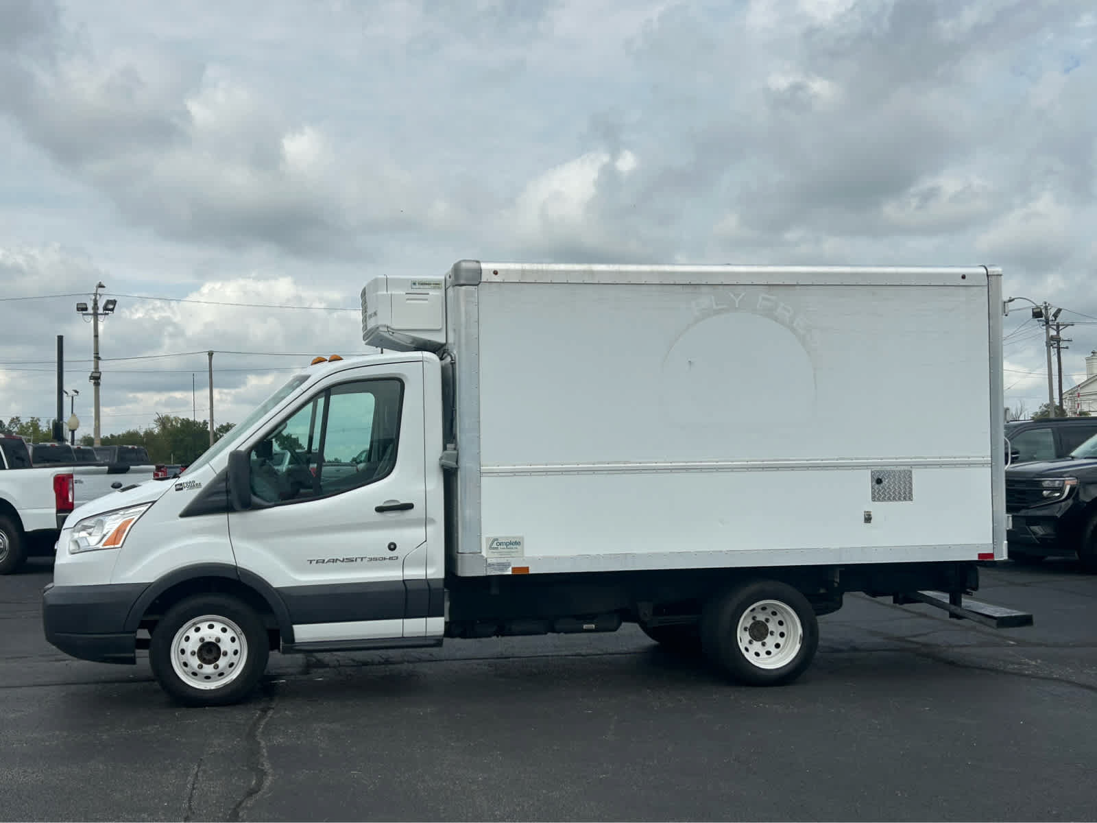Used 2018 Ford Transit 350 138 DRW w/ Exterior Upgrade Package RWD image 1