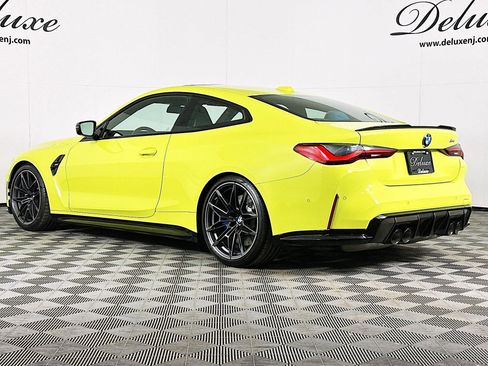 Used 2024 BMW M4 Coupe w/ M Carbon Exterior Package image 4