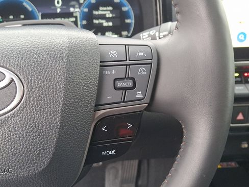 Certified 2025 Toyota Camry XLE w/ Premium Plus Package image 23