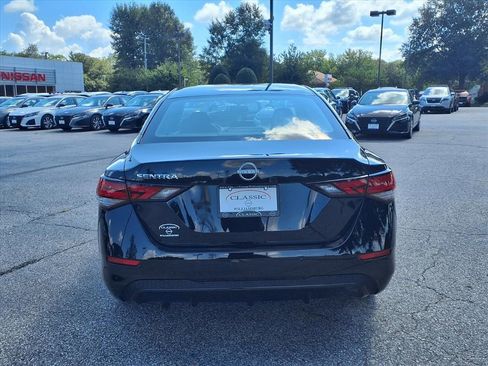 New 2025 Nissan Sentra S image 5