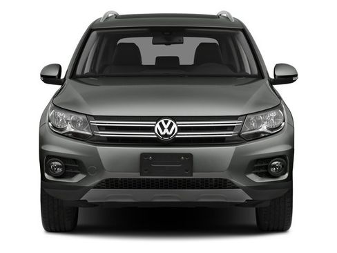 Used 2016 Volkswagen Tiguan S FWD image 4
