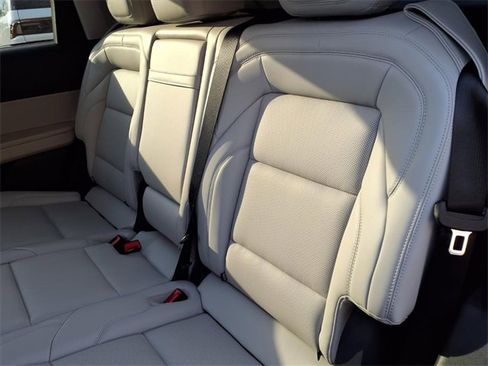 New 2026 Lincoln Nautilus Premier image 10