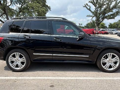 Used 2015 Mercedes-Benz GLK 350 2WD image 4