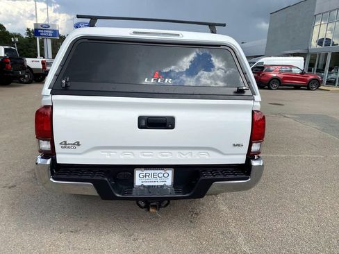 Used 2023 Toyota Tacoma SR5 AWD/4WD image 3