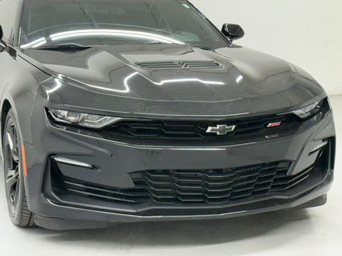 Used 2022 Chevrolet Camaro SS image 9