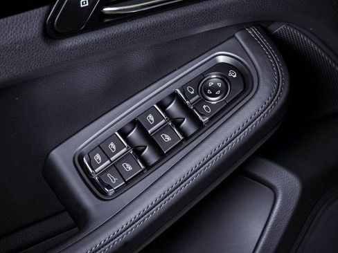 New 2026 Porsche Macan S image 26