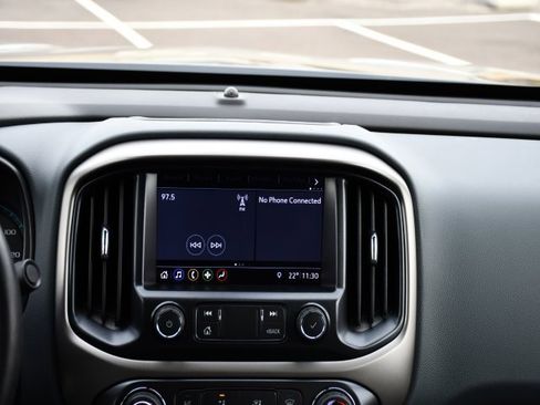 Used 2020 Chevrolet Colorado Z71 image 28