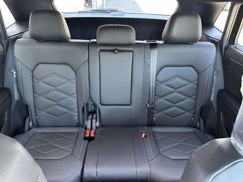 New 2026 Volkswagen Atlas Cross Sport SE AWD/4WD image 14