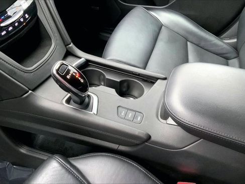 Used 2018 Cadillac XT5 Luxury w/ Driver Awareness Package image 17