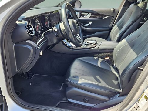 Used 2019 Mercedes-Benz E 450 4MATIC Sedan image 12