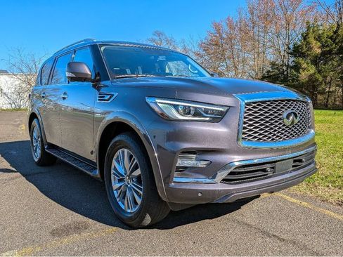 Used 2024 INFINITI QX80 Luxe AWD/4WD image 3