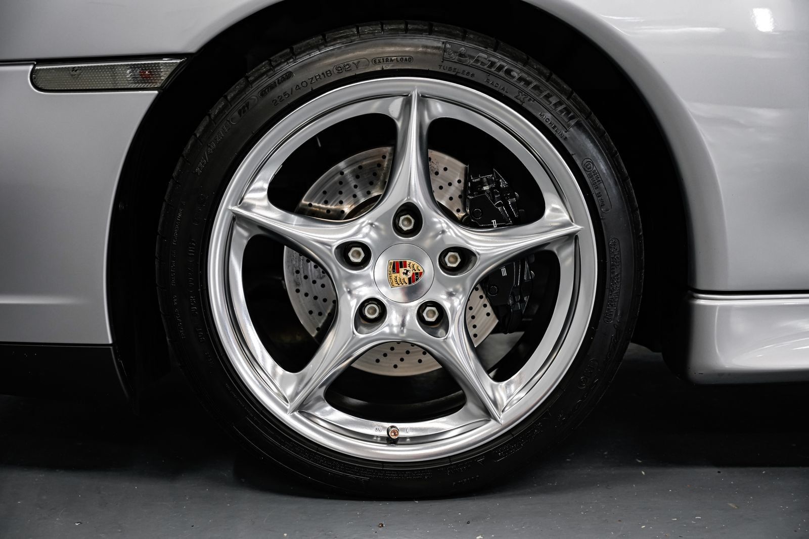 Used 2004 Porsche 911 40th Anniversary RWD image 48