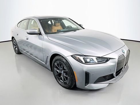 New 2026 BMW i4 eDrive40 w/ Parking Assistance Package image 3