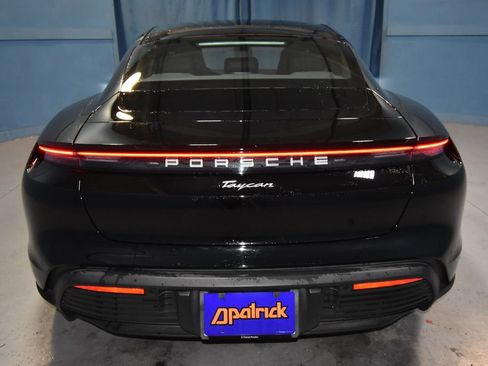 Used 2024 Porsche Taycan image 25