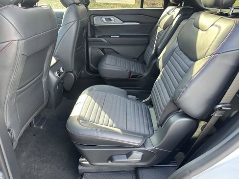 New 2026 Ford Explorer ST-Line w/ ST-Line Street Pack image 38