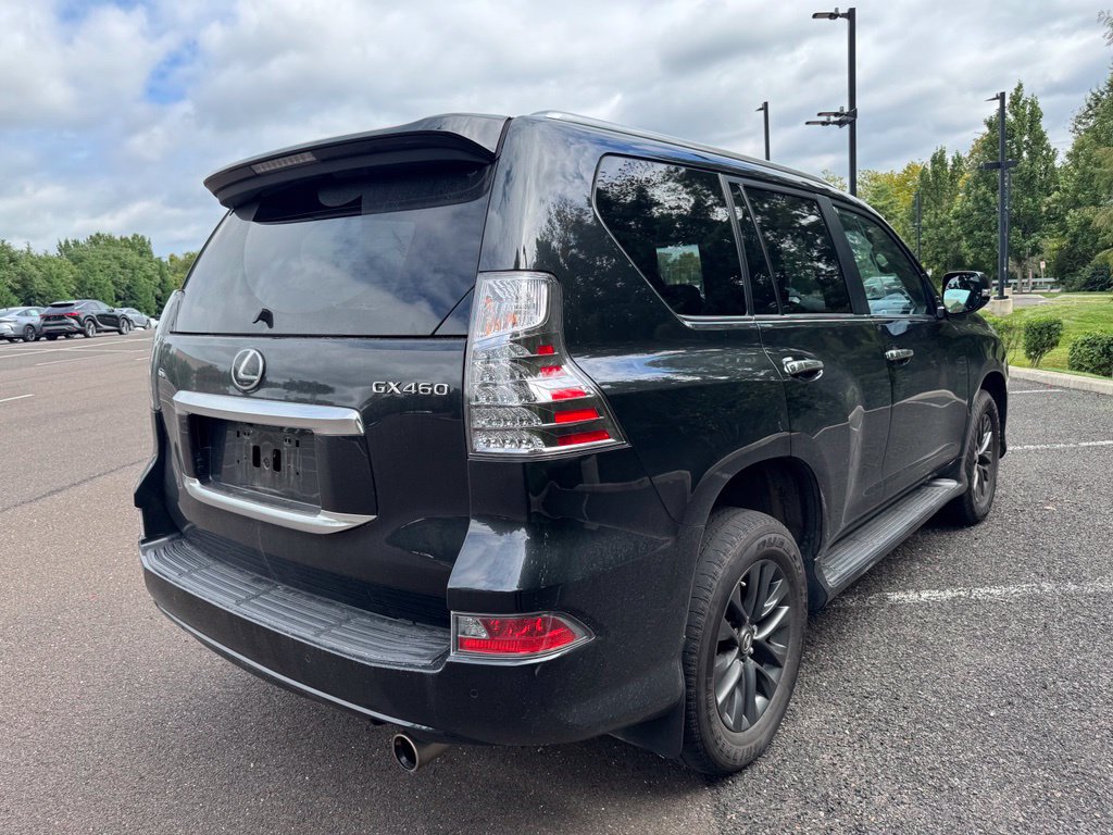 Certified 2023 Lexus GX 460 Premium w/ Premium Package AWD/4WD image 4