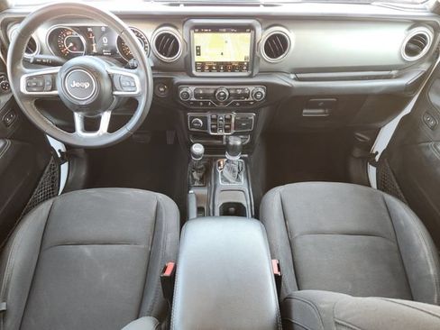 Used 2023 Jeep Wrangler Unlimited Sahara AWD/4WD image 23