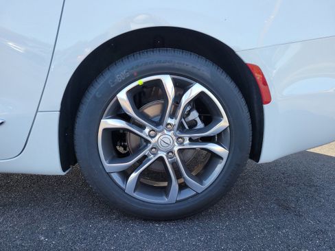 New 2026 Chrysler Pacifica Pinnacle FWD image 9