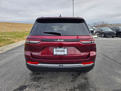 New 2025 Jeep Grand Cherokee Limited image 5