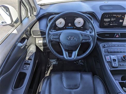 Used 2023 Hyundai Santa Fe Limited image 16
