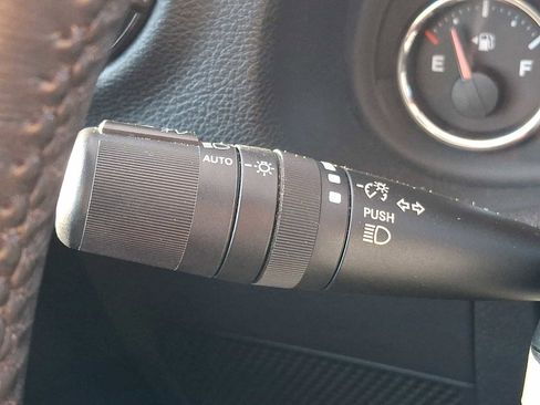 Used 2017 Jeep Wrangler Unlimited Sahara image 19