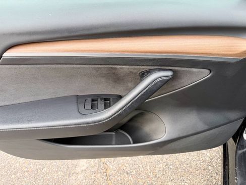 Used 2023 Tesla Model 3 Standard Range RWD image 15