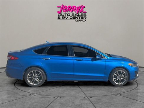 Used 2020 Ford Fusion SEL image 9
