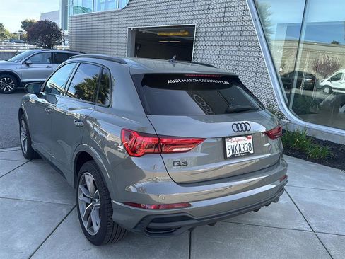 Used 2025 Audi Q3 2.0T Premium w/ Convenience Package image 8