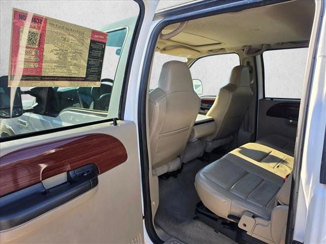 Used 2005 Ford F350 Lariat AWD/4WD image 15