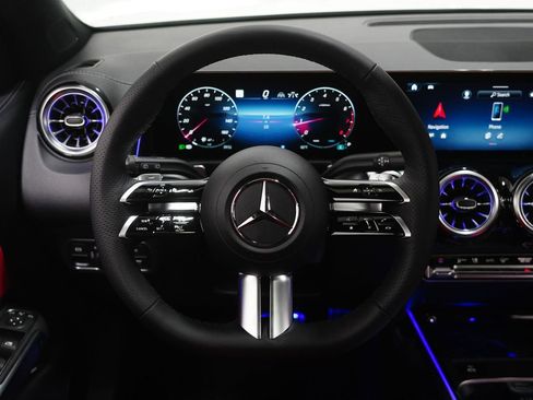 New 2026 Mercedes-Benz GLB 250 4MATIC image 19