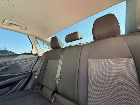 Used 2019 Volkswagen Jetta S image 7