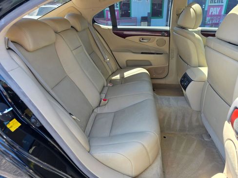 Used 2008 Lexus LS 460 RWD image 11