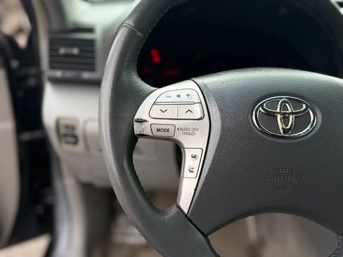 Used 2009 Toyota Camry LE image 12