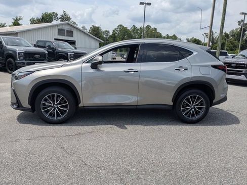 Used 2025 Lexus NX 250 FWD w/ Towing Package (2000 Lbs) image 5