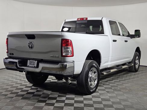 Used 2024 RAM 2500 Tradesman w/ Chrome Appearance Group image 5