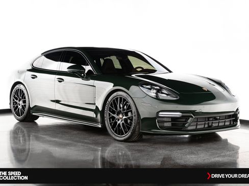 Used 2022 Porsche Panamera Turbo S image 2
