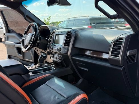 Used 2018 Ford F150 Raptor w/ Equipment Group 802A Luxury AWD/4WD image 18